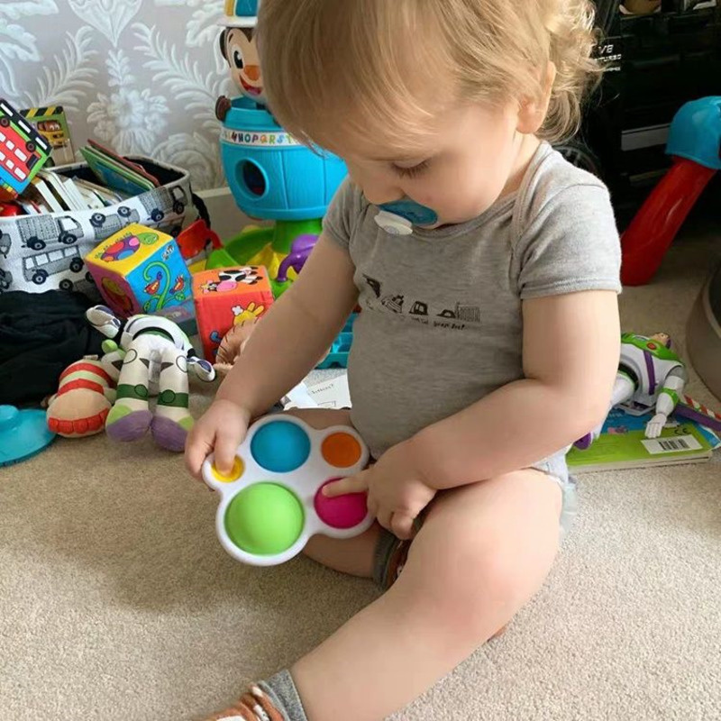 Brinquedo Sensorial e Educacional para Bebês